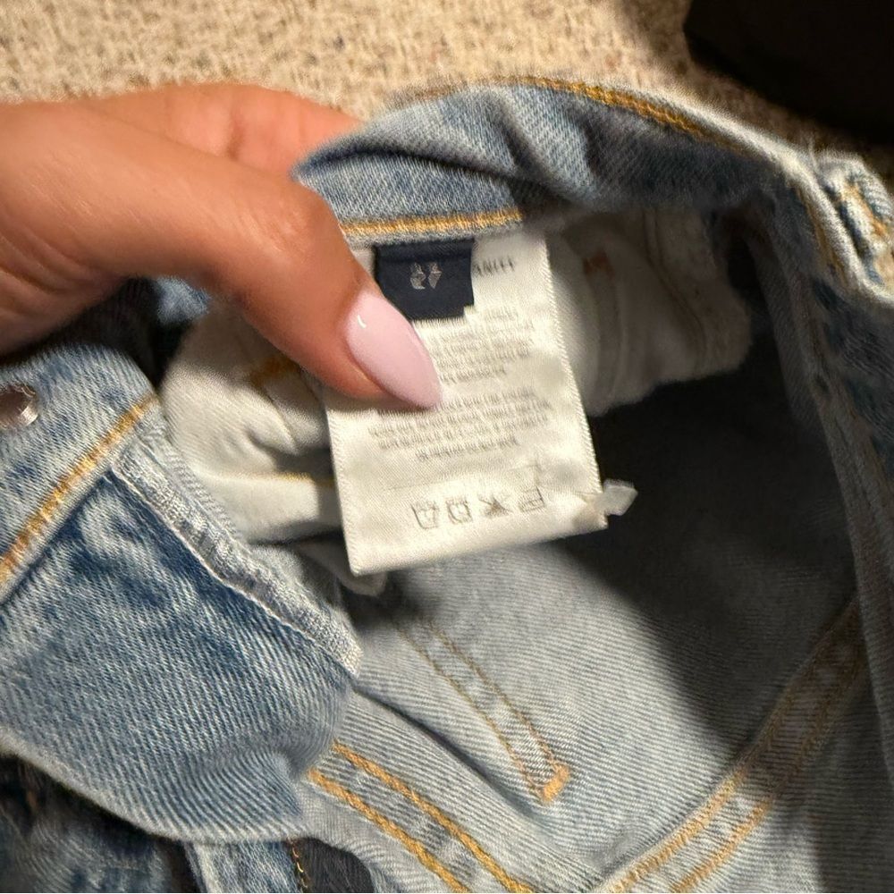 Citizens Of Humanity Light Blue Straight Leg Jeans - Picture 7 of 8